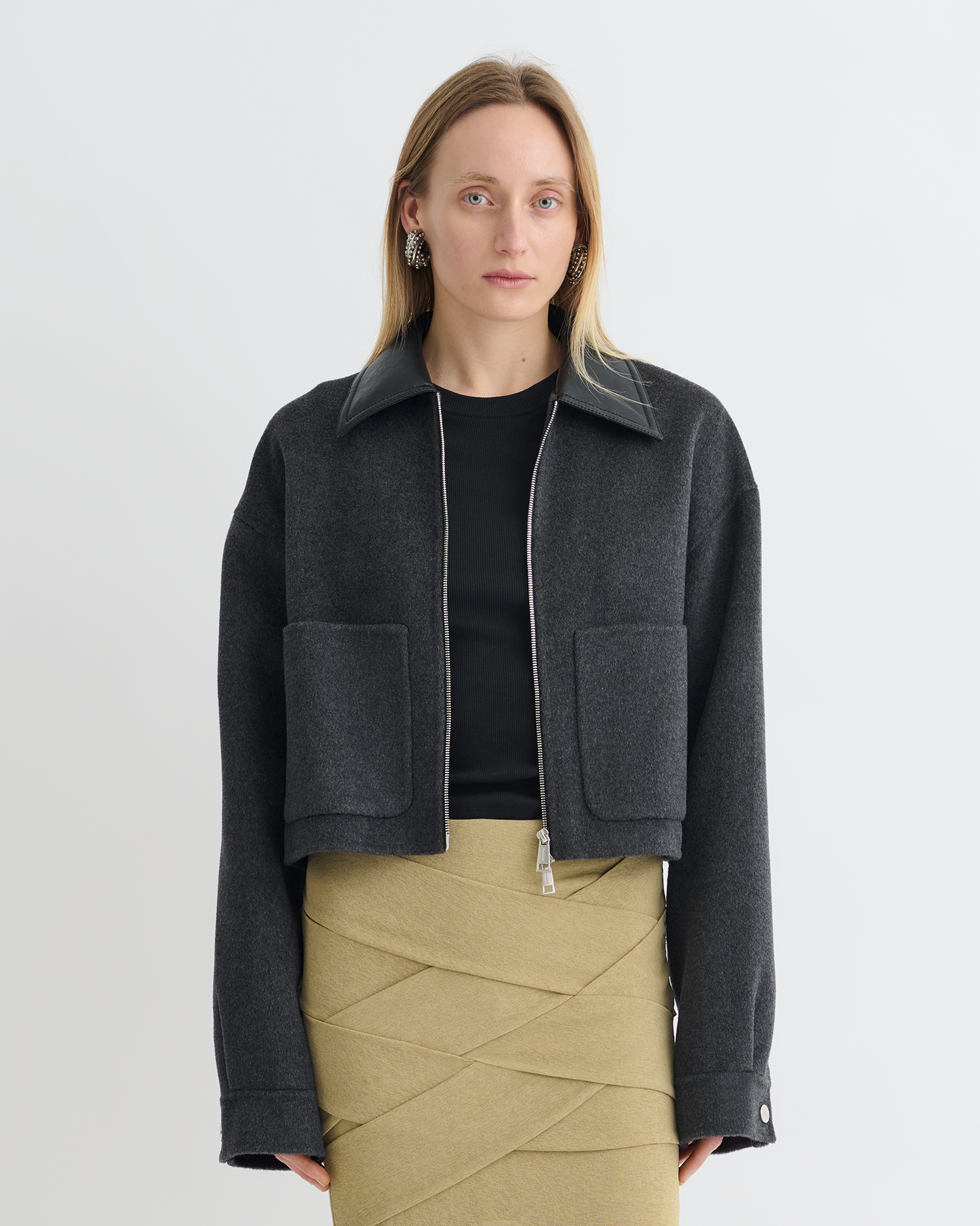 Phebe - Cropped Double Wool Jacket - Grey Melange/Black – Nanushka