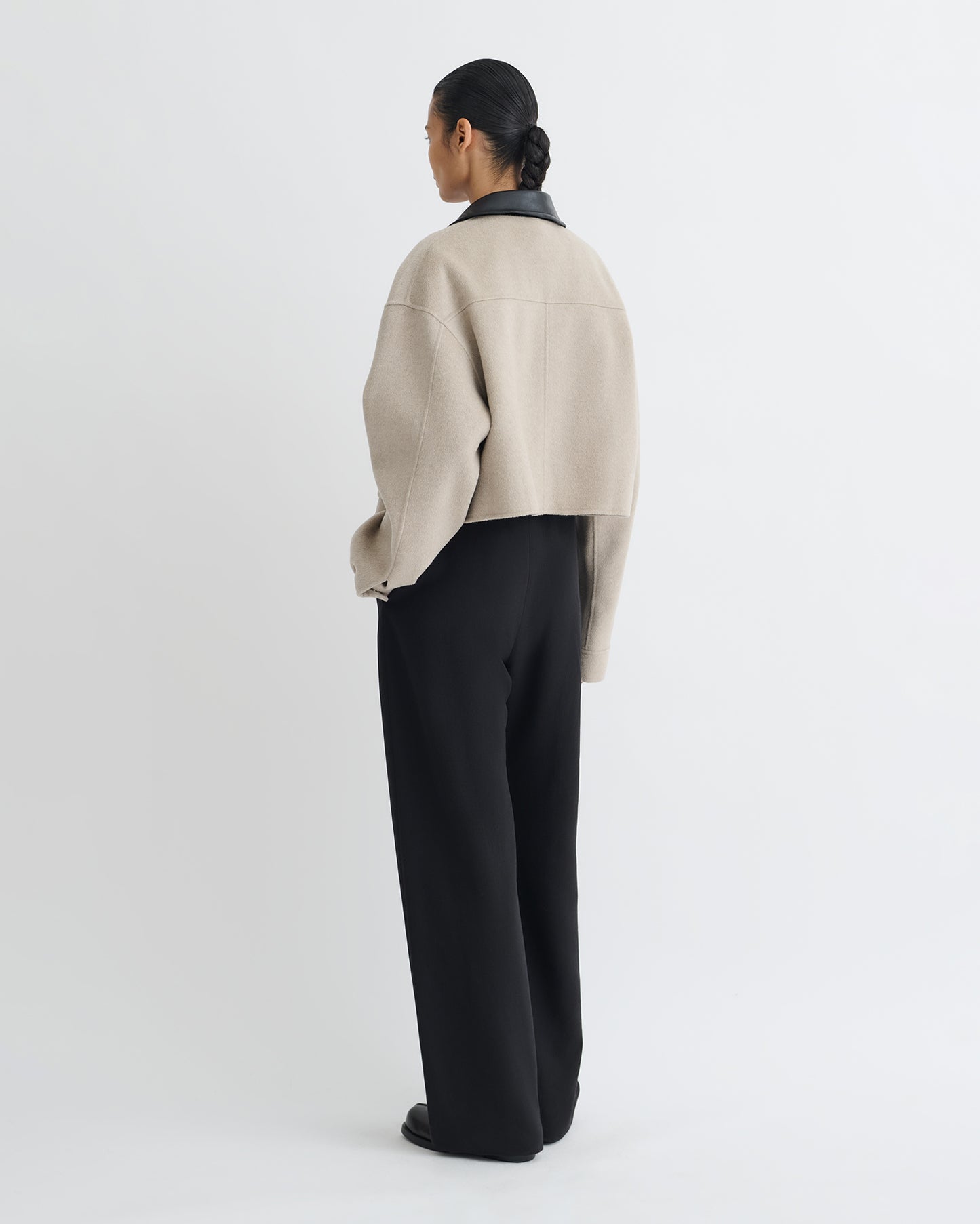 Phebe - Cropped Double Wool Jacket - Stone/Black