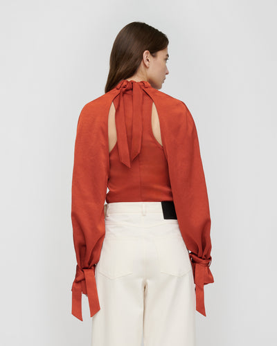 Veta - Crisp Satin Tank - Rouge