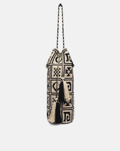 Wayuu Symbol Maxi - Crocheted Bucket Bag - Kopjafa Black/Creme