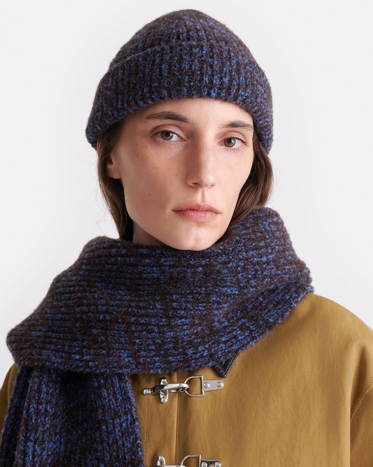 Madis - Compact Boucle Beanie - Blue/Brown