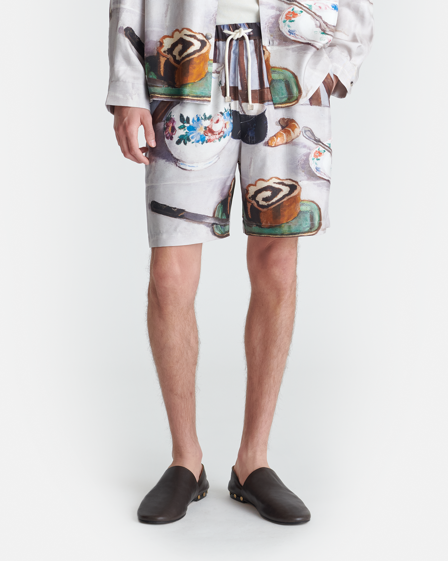 Doxxi - Printed Silk Twill Shorts - Poppyseed Cake