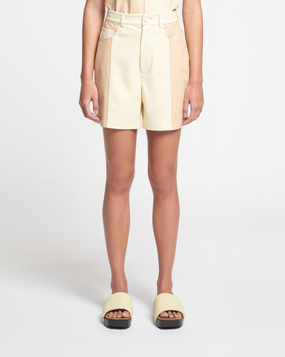 Leana - Alt-Leather Shorts - Egghsell/Vanilla