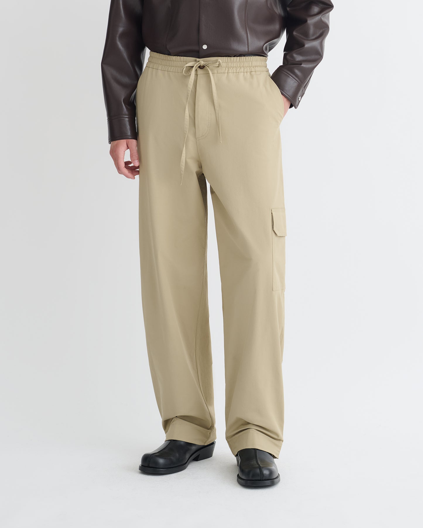 Navid - Tech Twill Balloon-Leg Pants - Pebble