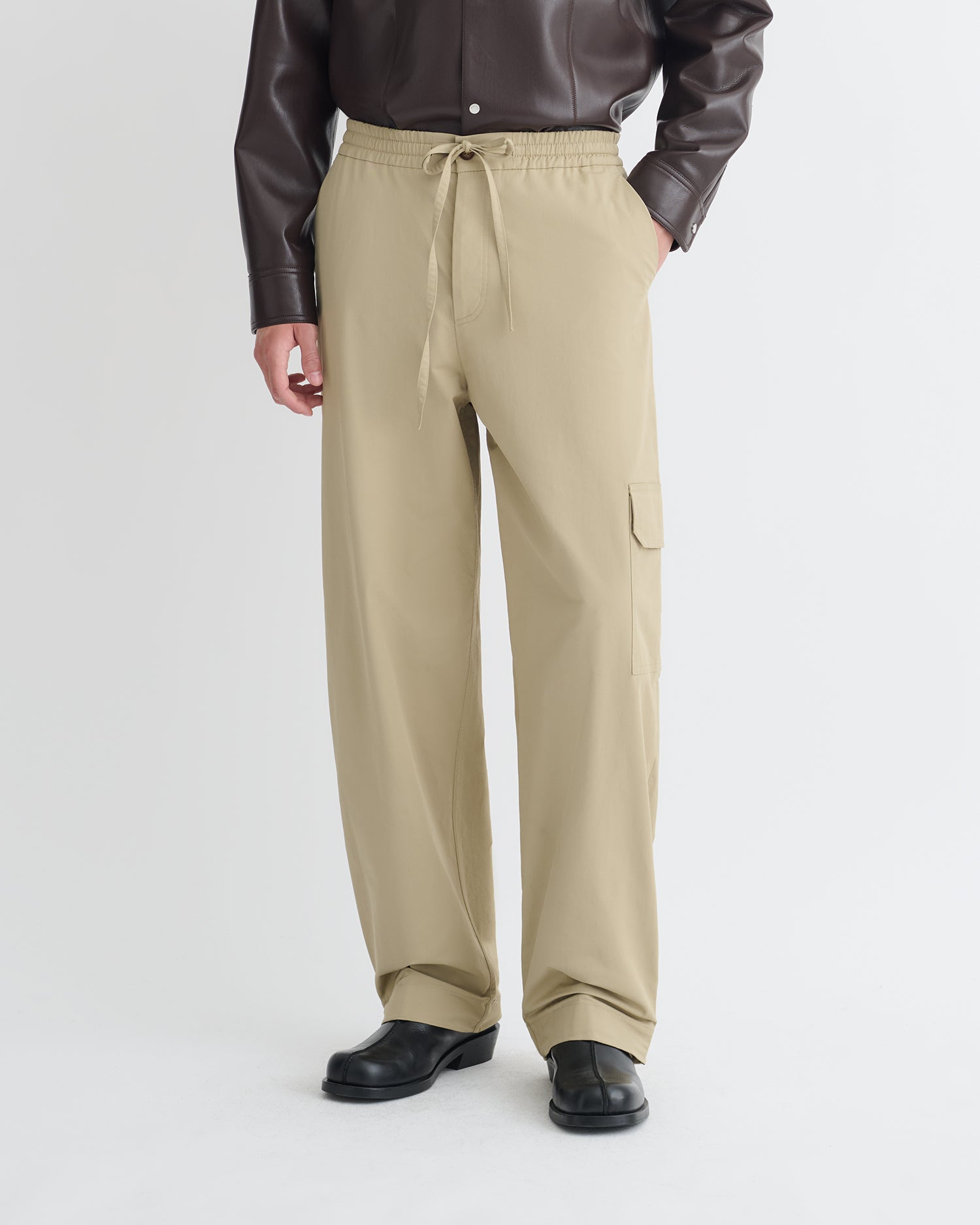 Navid - Tech Twill Balloon-Leg Pants - Pebble