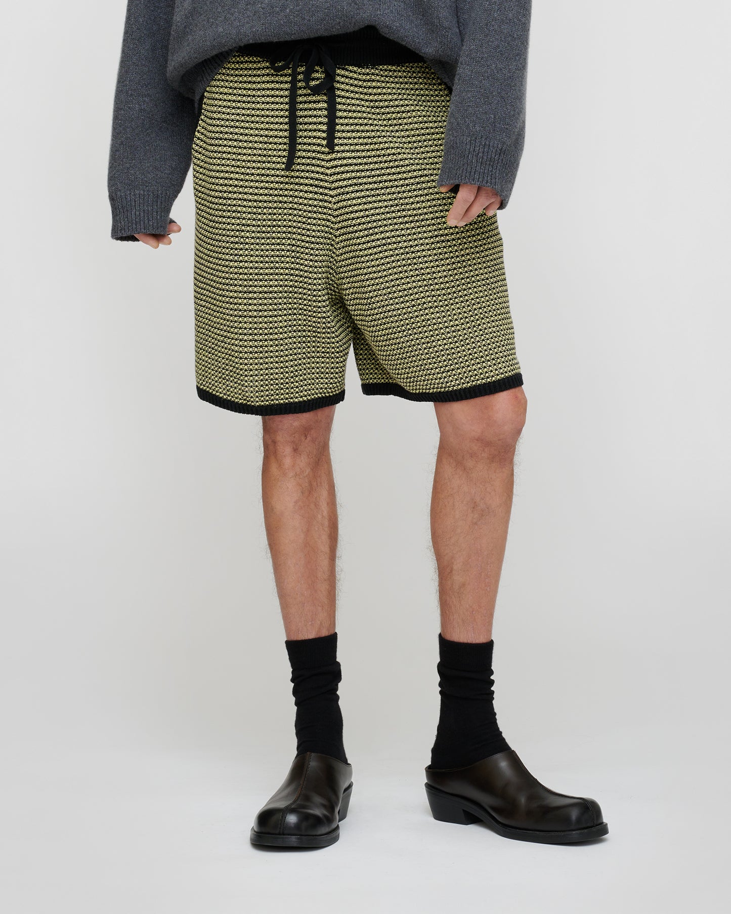 Doxxi - Cotton Linen Stripe Shorts - Acid Creme/Black