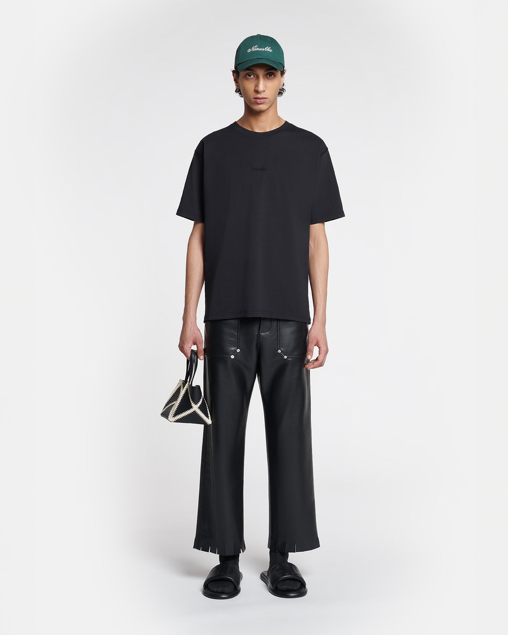 Reece - Embroidered T-shirt - Black