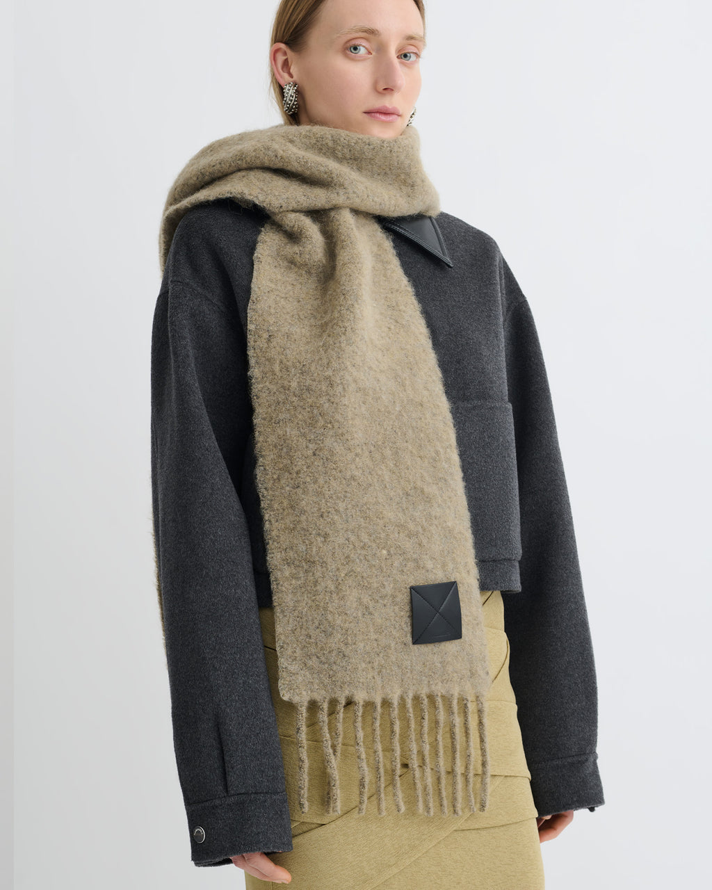 Fluff - Narrow Fringe Scarf - Light Sage