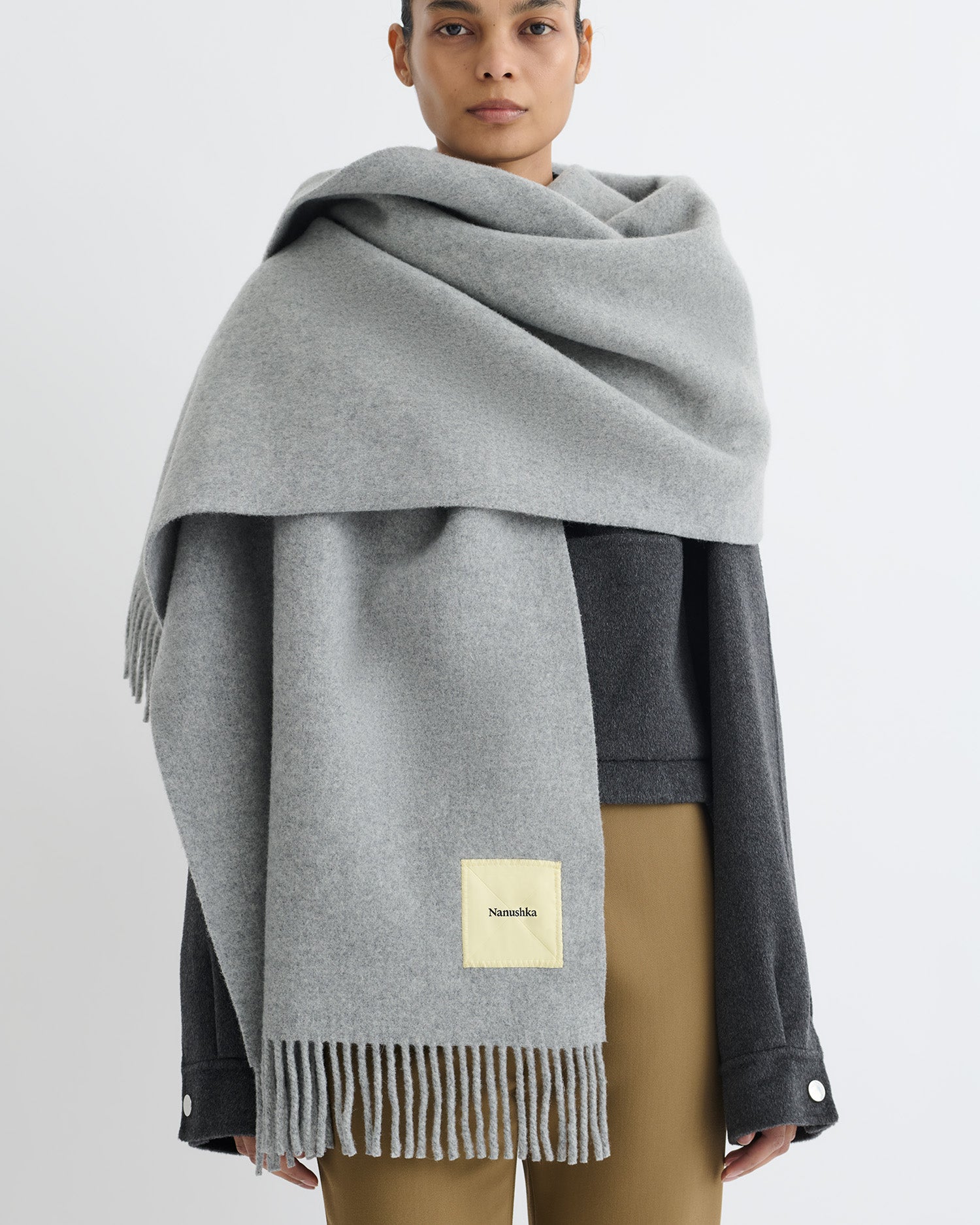 Keaton - Wide Blanket Fringe Scarf - Grey Melange