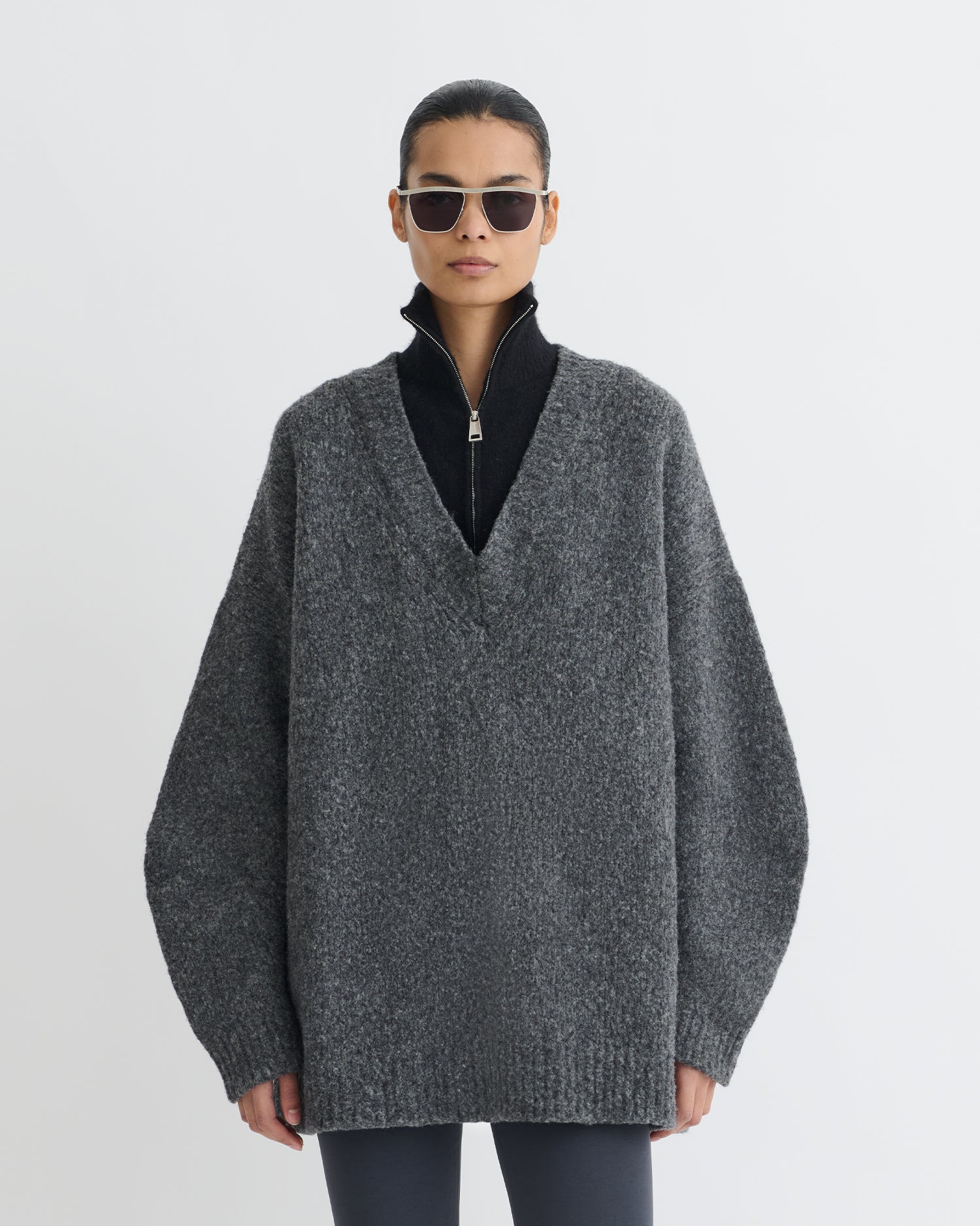 Kylen - Contrast Brushed Merino Sweater - Charcoal/Black