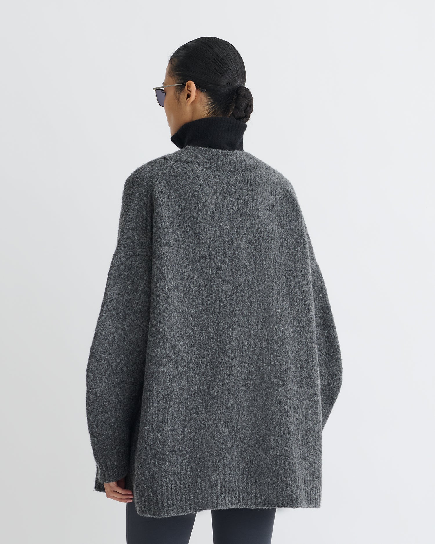 Kylen - Contrast Brushed Merino Sweater - Charcoal/Black