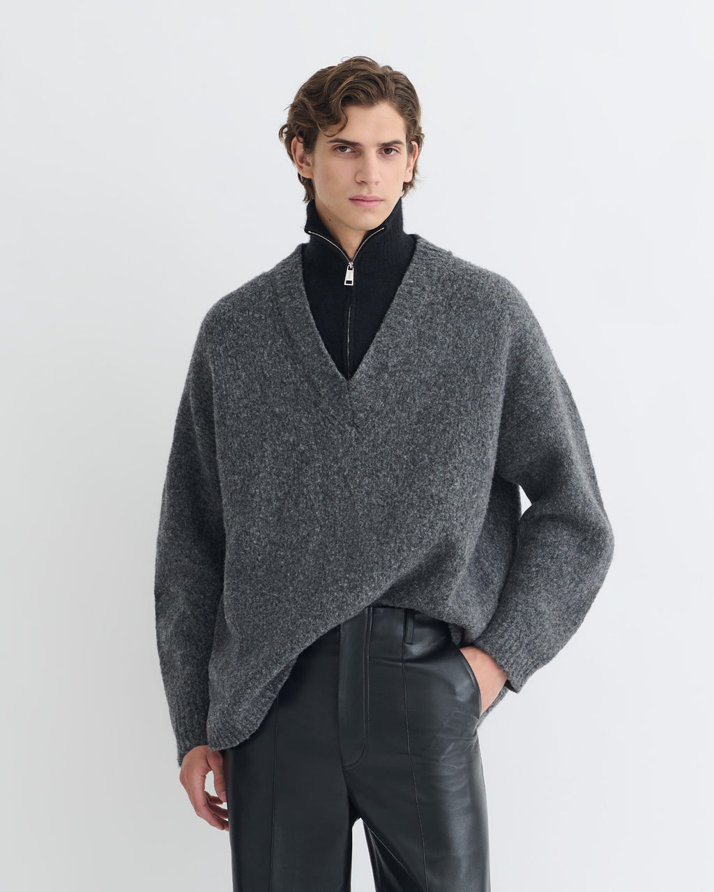 Kylen - Contrast Brushed Merino Sweater - Charcoal/Black
