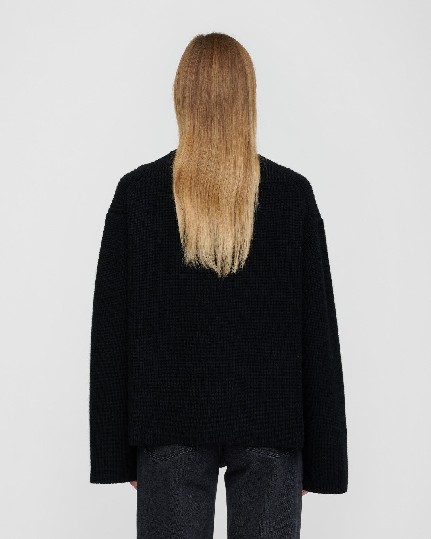 Maura - Merino cashmere sweater - Black – Nanushka