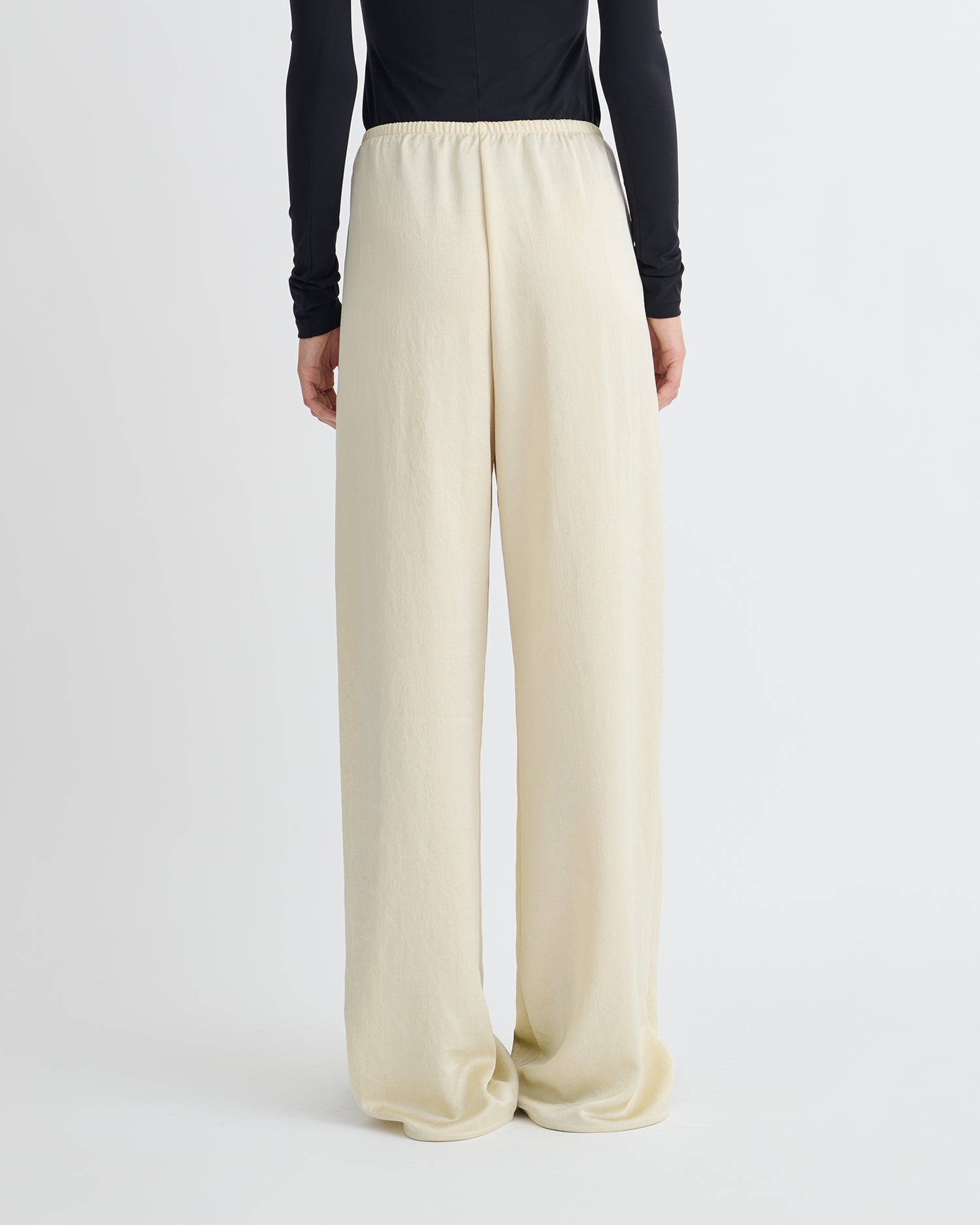 Arvenn - Crisp Satin Pants - Ecru