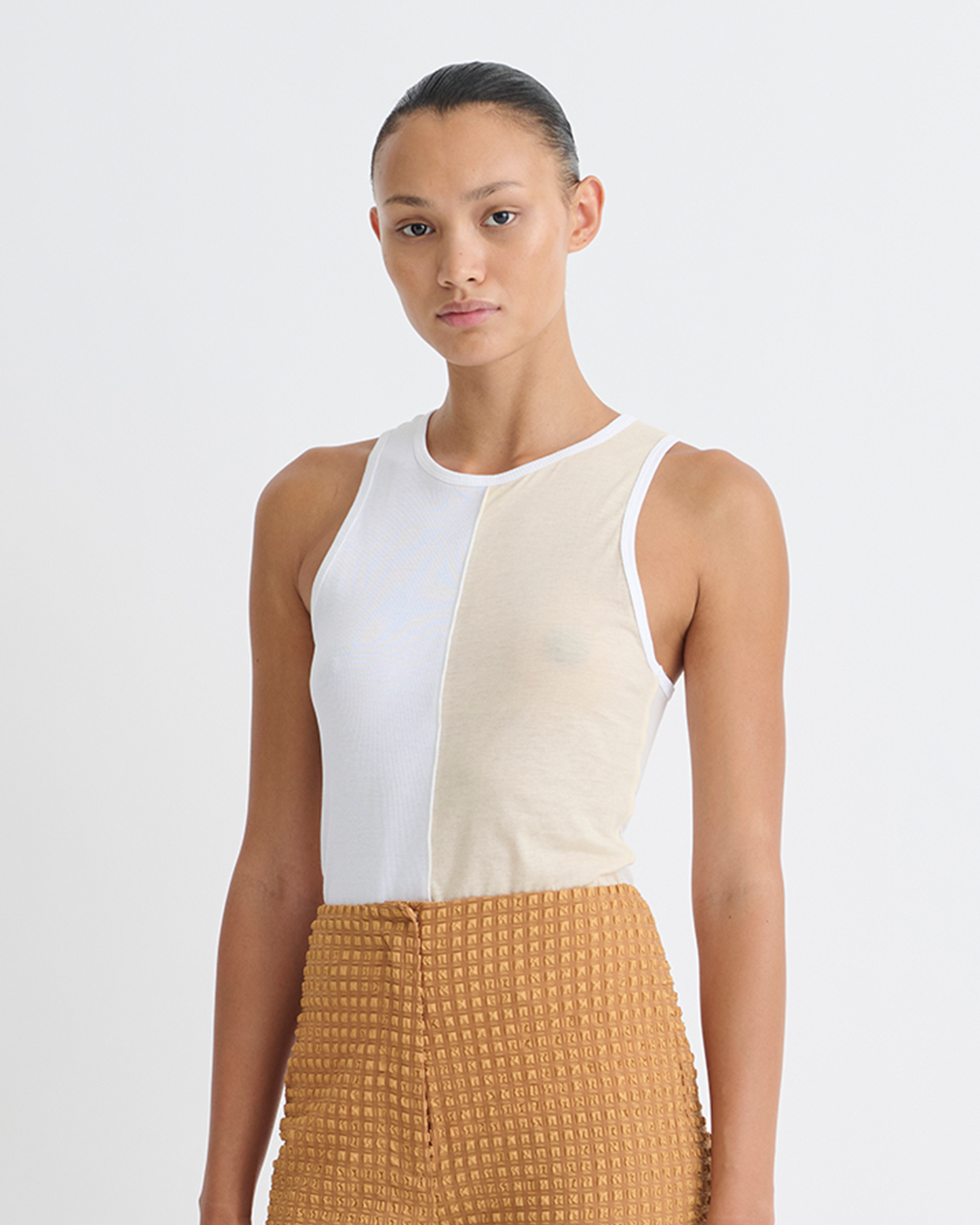 Macha - Color Blocked Tank Top - White/Eggshell