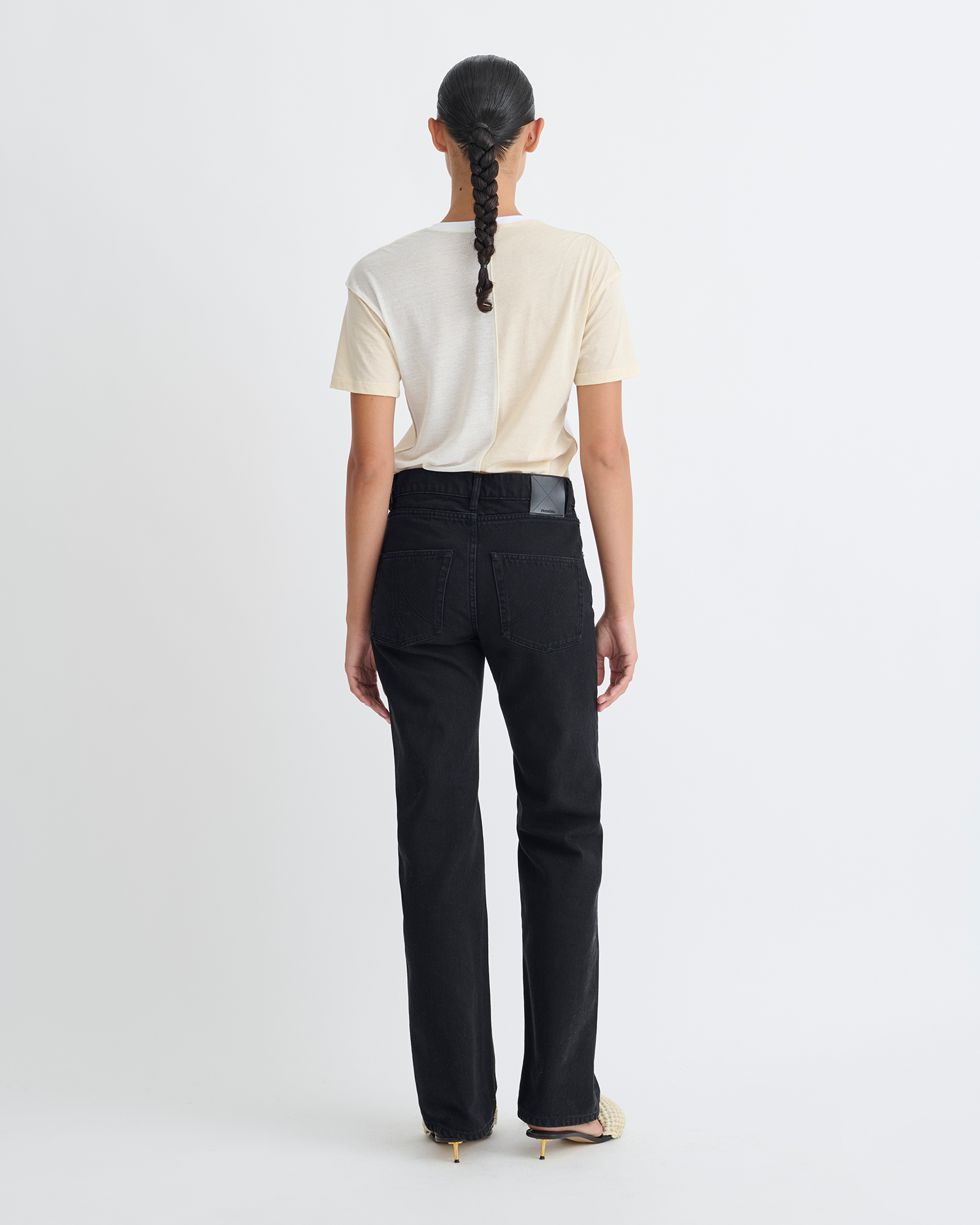 Hove - Color Blocked T-Shirt  - White/Eggshell