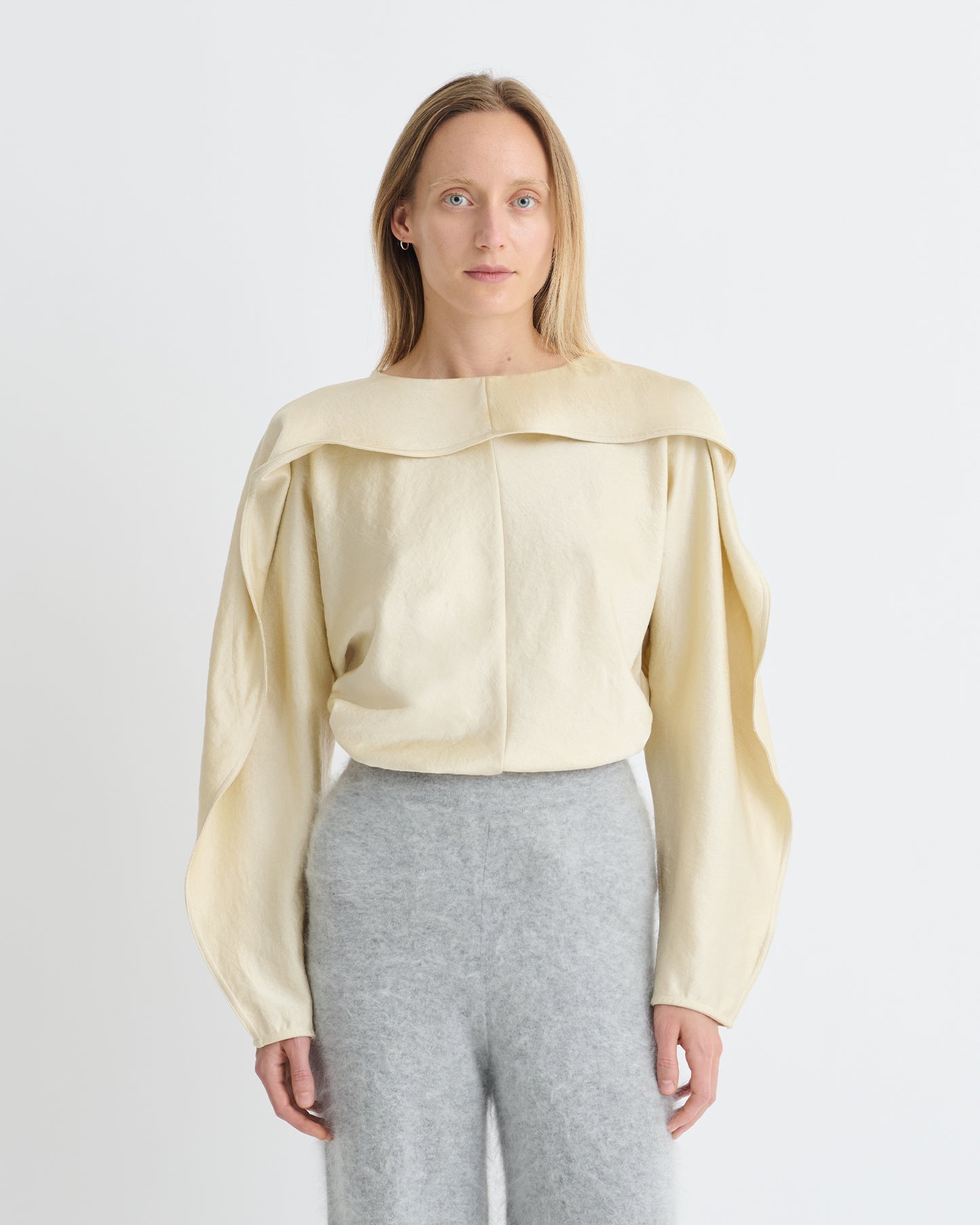 Jamille - Crisp Satin Long Sleeved Top - Ecru