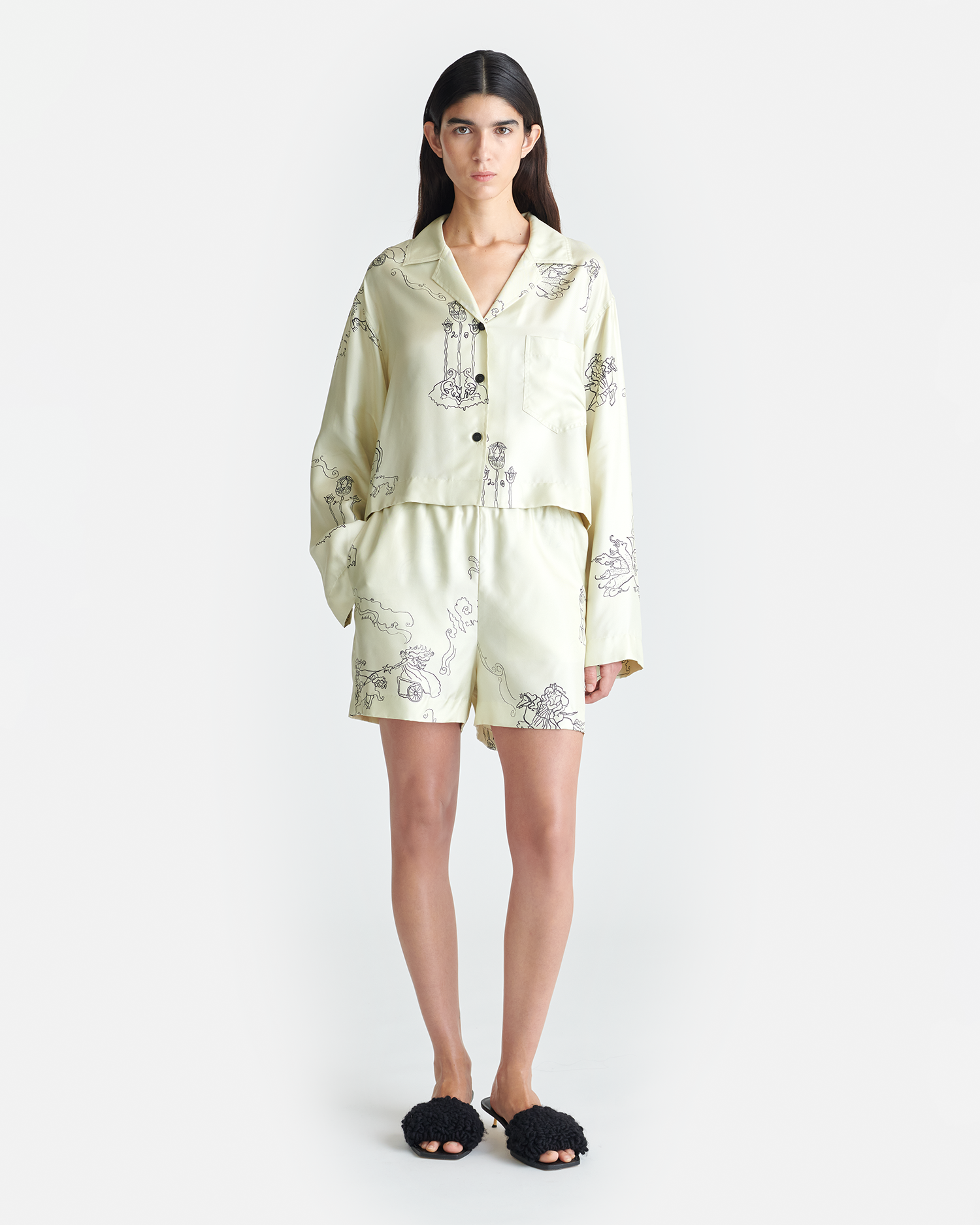 Dylla - Printed Tailored Silk Twill Shorts - Folktale