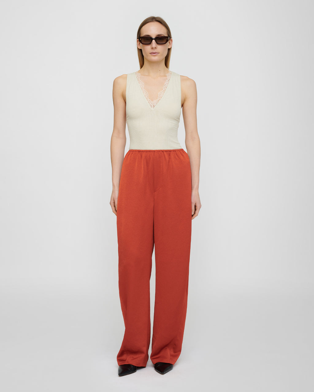 Zoela - Crisp Satin Pants - Rouge