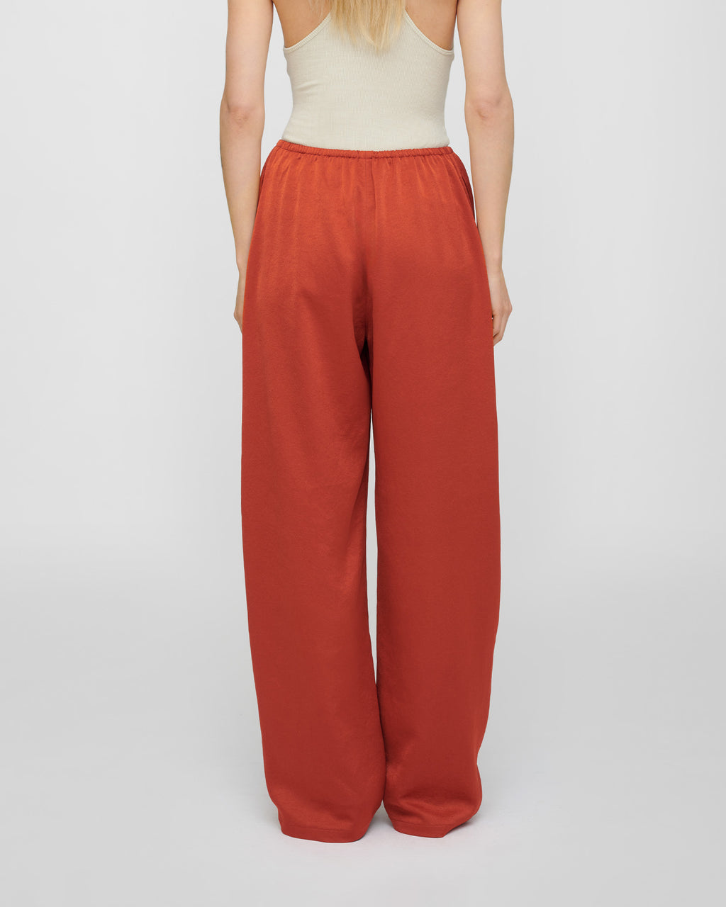 Zoela - Crisp Satin Pants - Rouge