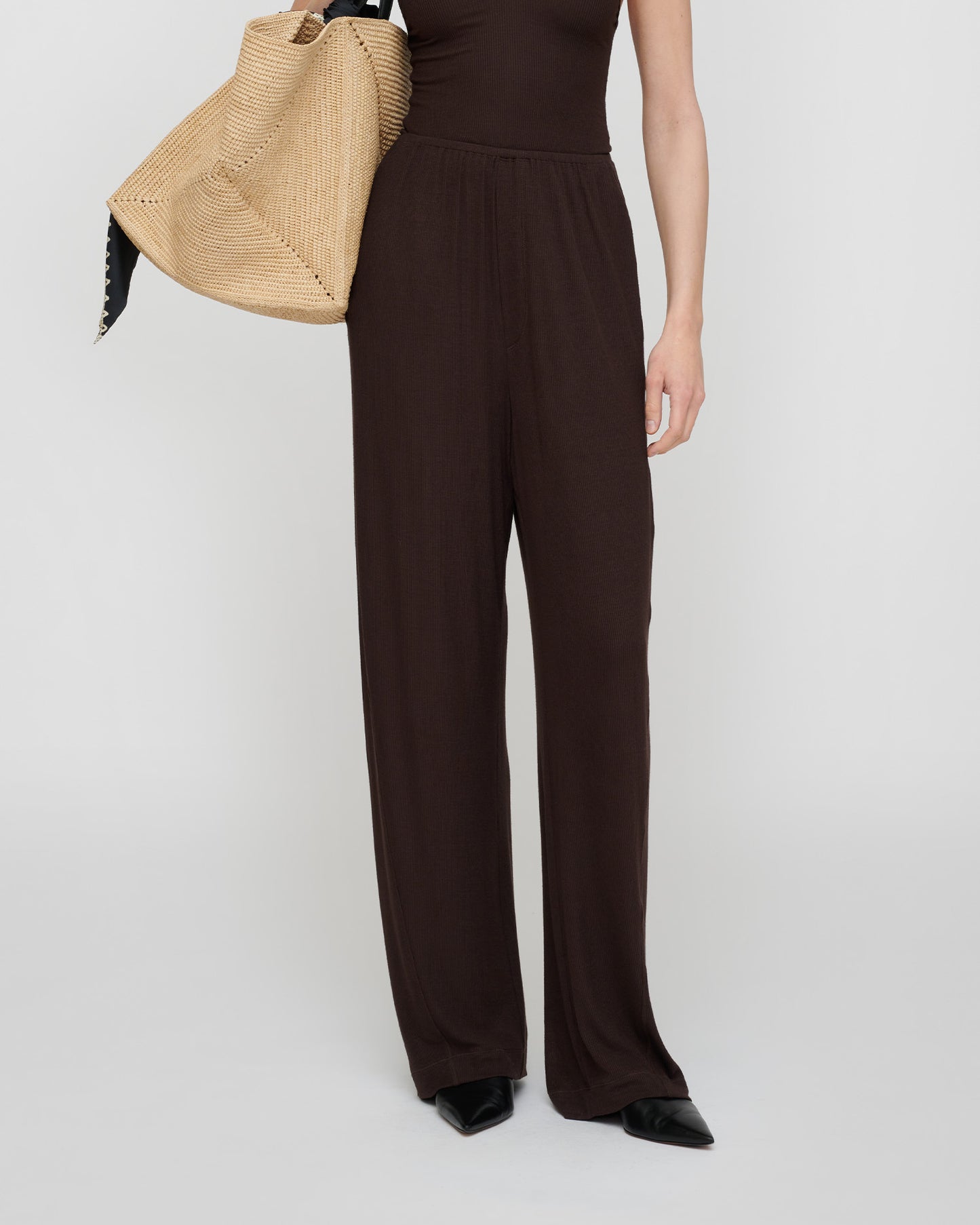Zoela - Fluid Rib Pants - Dark Brown