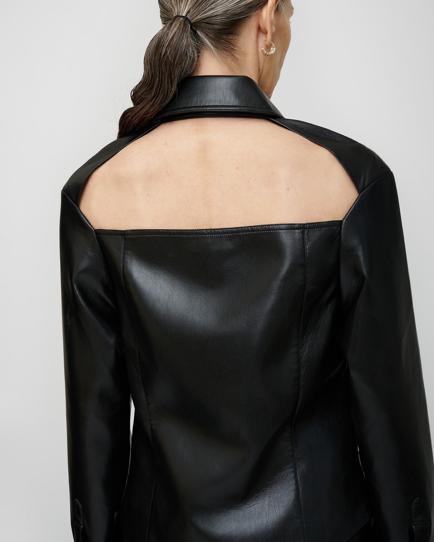 Izna - Okobor ™ Shirt Jacket - Black