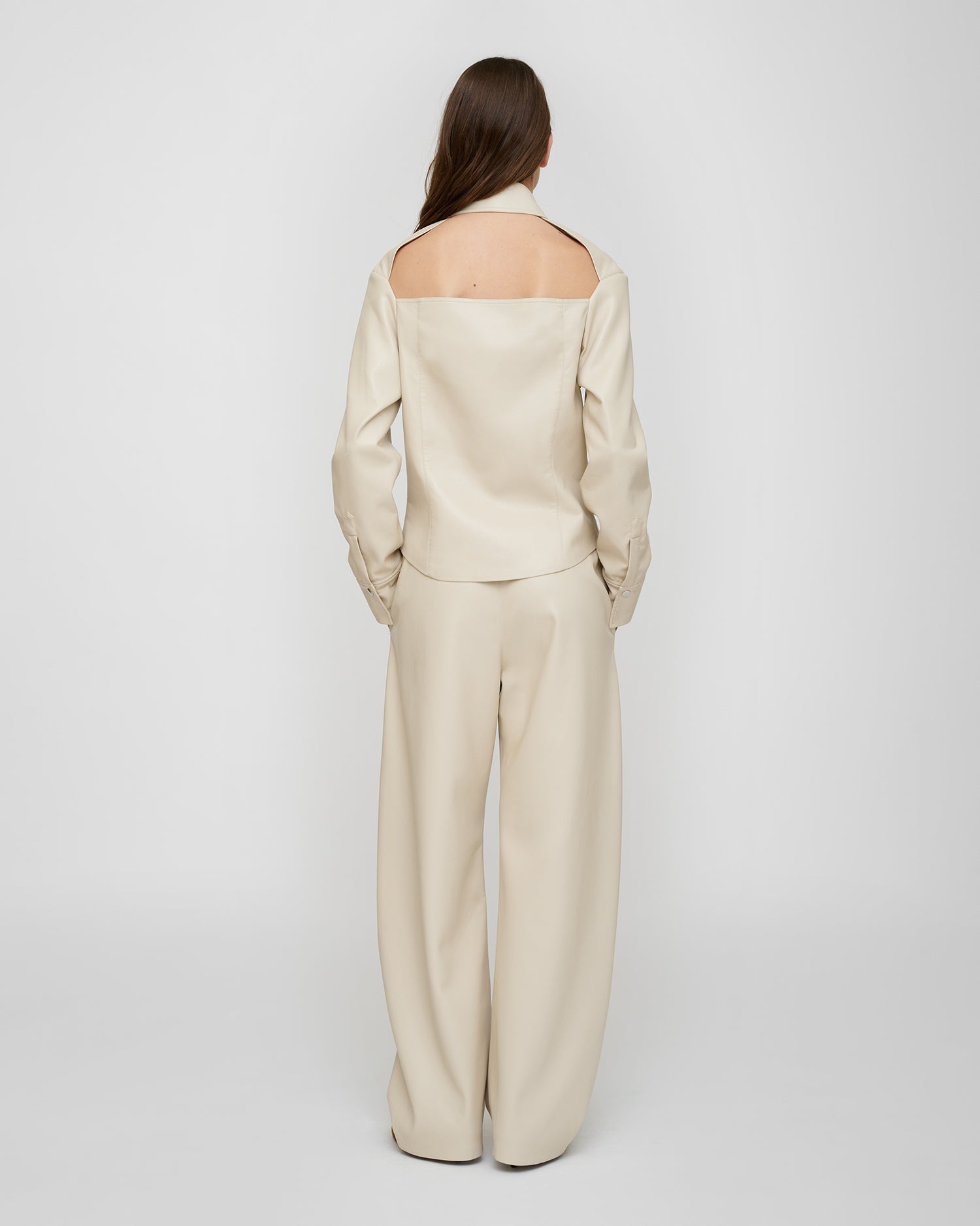 Izna - Okobor ™ Shirt Jacket - Creme