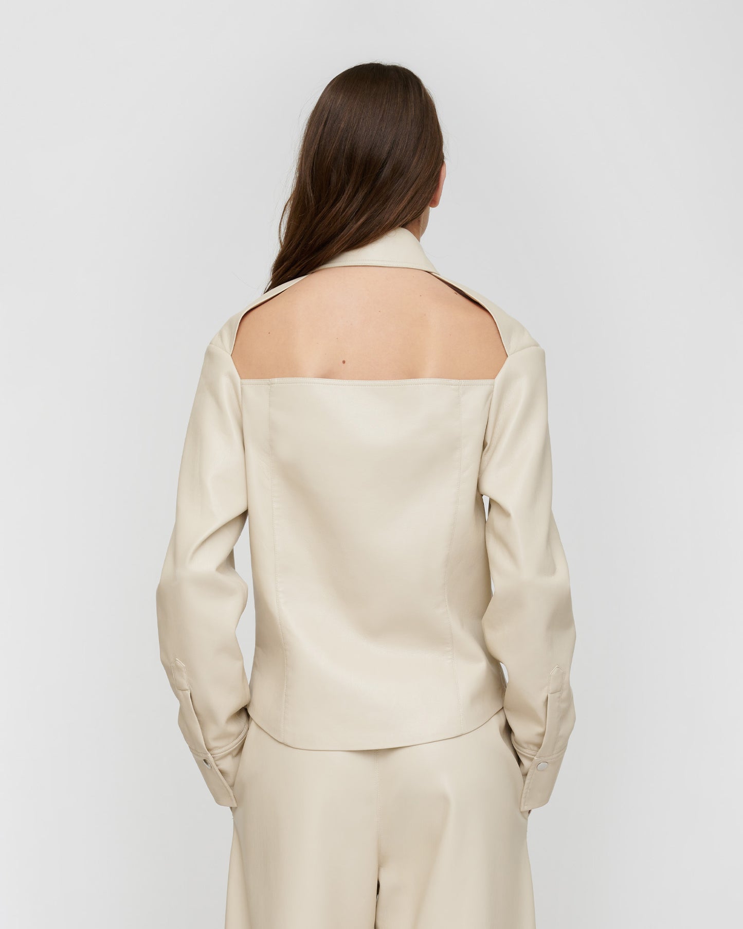 Izna - Okobor ™ Shirt Jacket - Creme