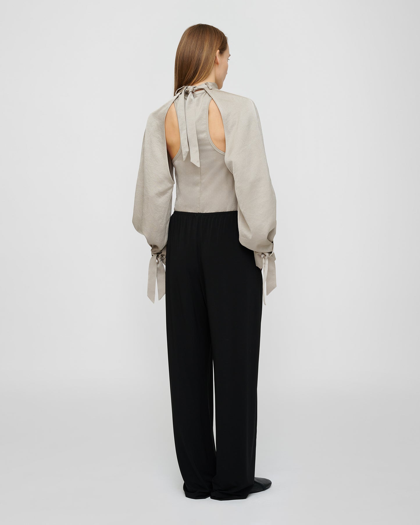 Veta - Crisp Satin Tank - Silver