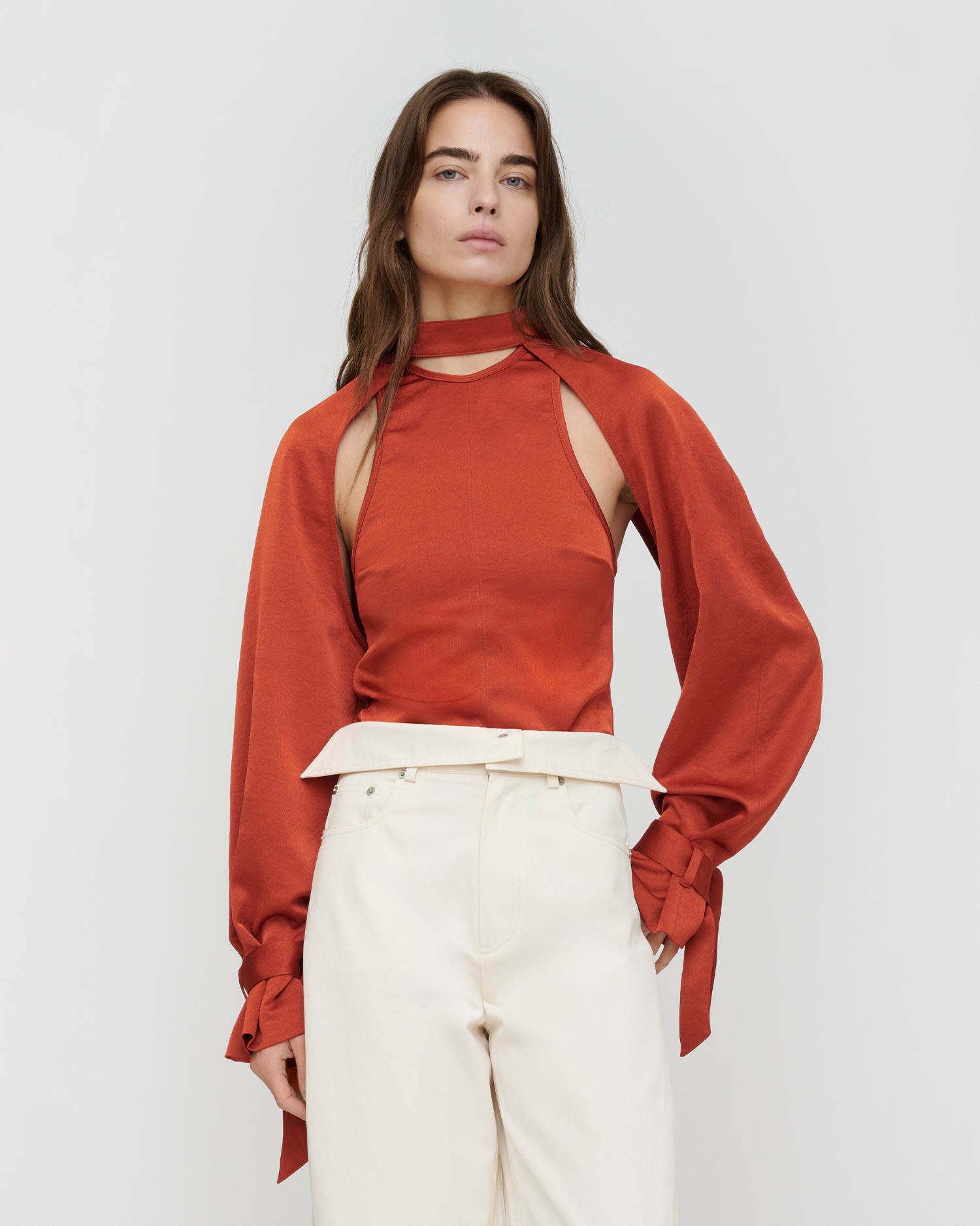 Veta - Crisp Satin Tank - Rouge