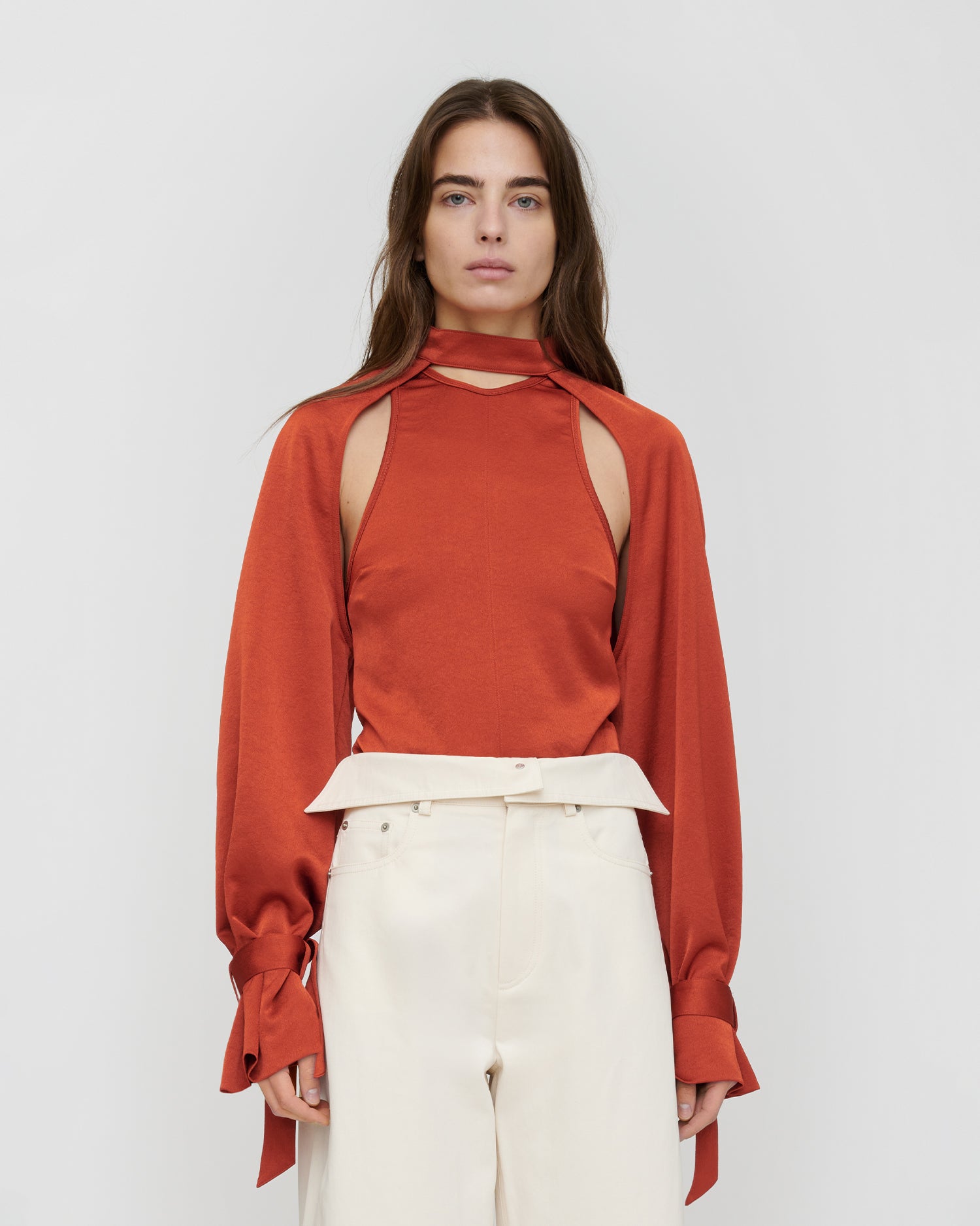 Veta - Crisp Satin Tank - Rouge