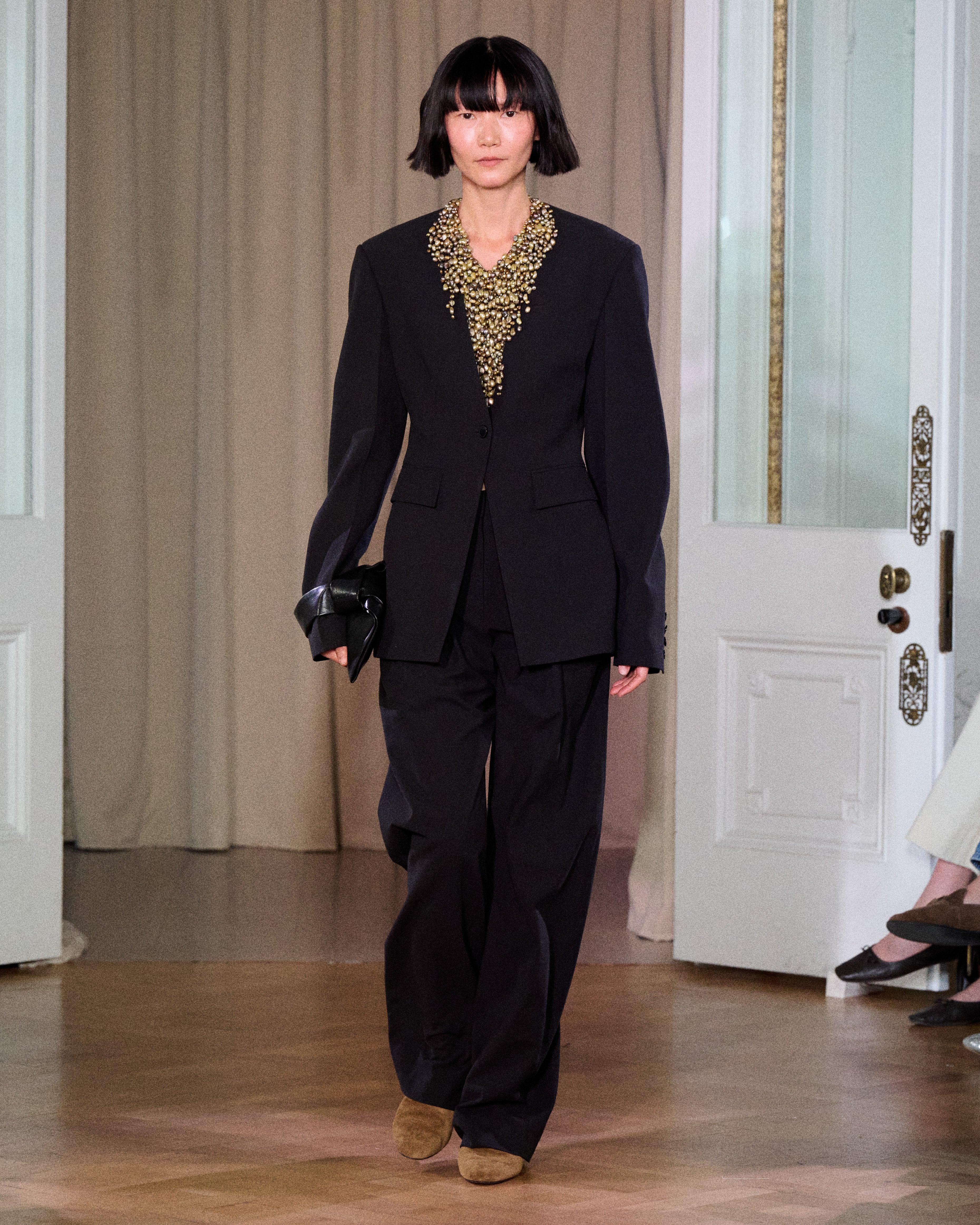 Porset - Raw Silk Collarless Blazer - Black