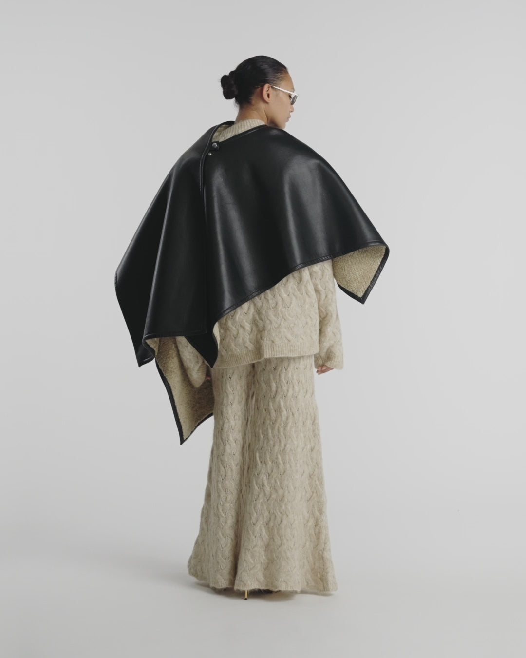 Kamin - Bonded Shearling Shawl - Cornstalk/Black